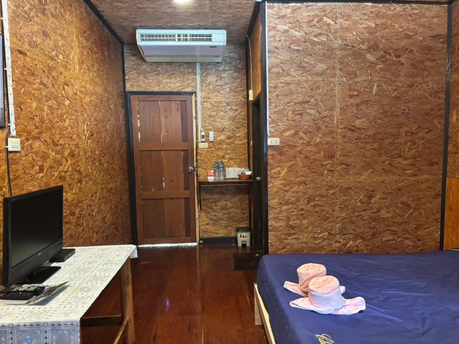 แพจิตรธาดาธารน้ำ Tha Kradan Exterior foto