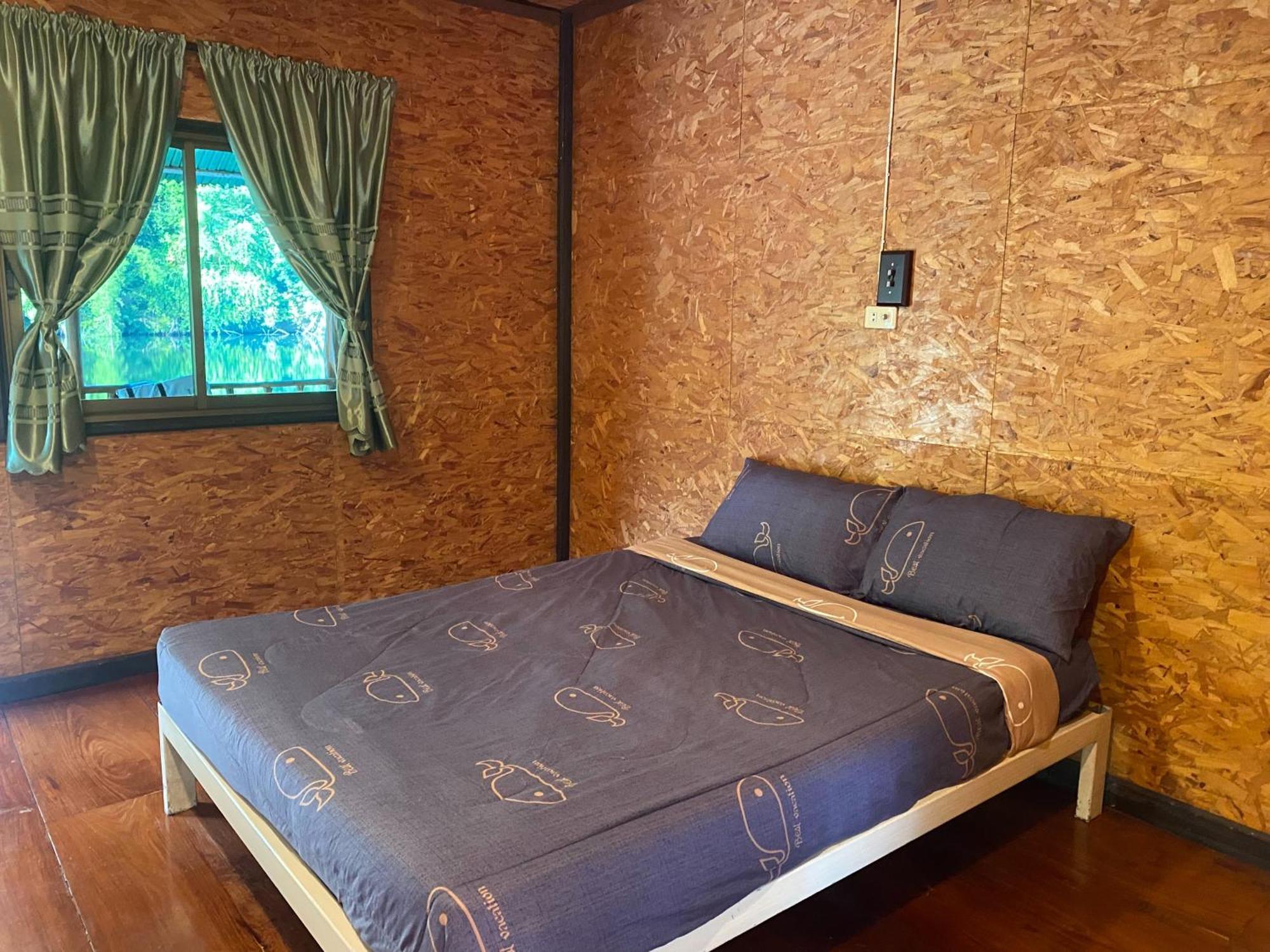แพจิตรธาดาธารน้ำ Tha Kradan Exterior foto