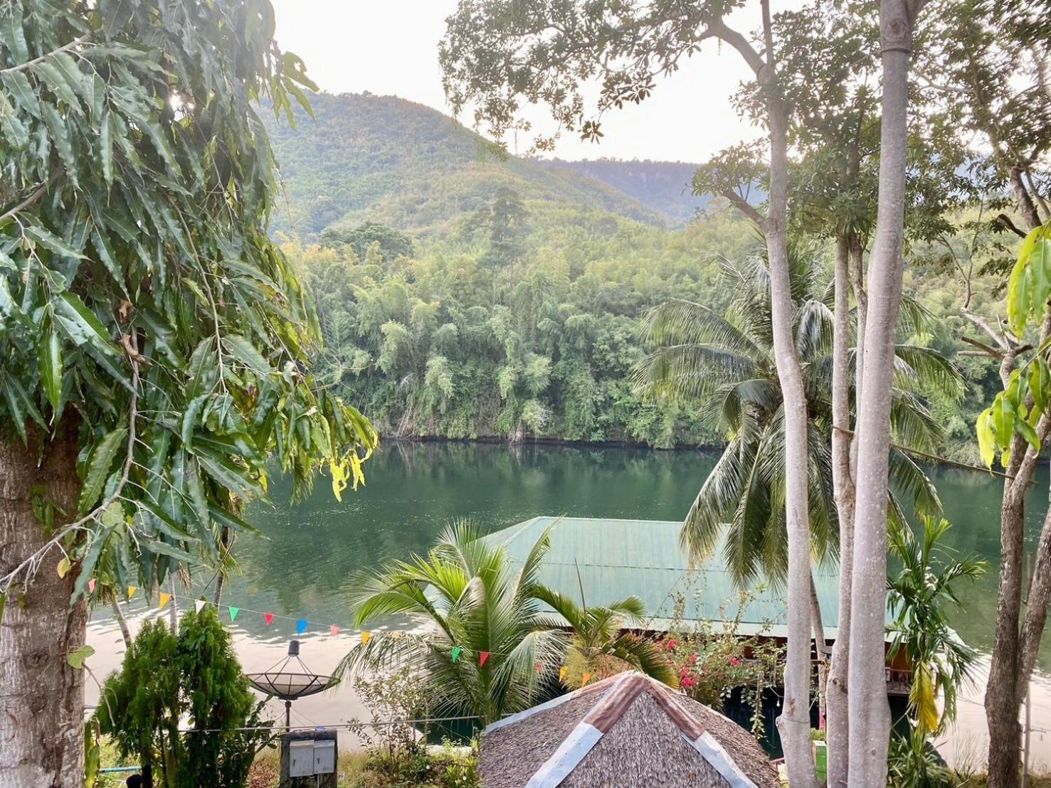 แพจิตรธาดาธารน้ำ Tha Kradan Exterior foto